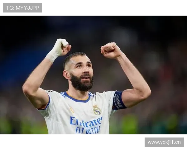 跨联赛适应能力:本泽马如何征服不同防守体系