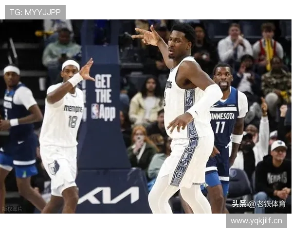 杰伦·杰克逊二世防守影响力拉开灰熊禁区统治力