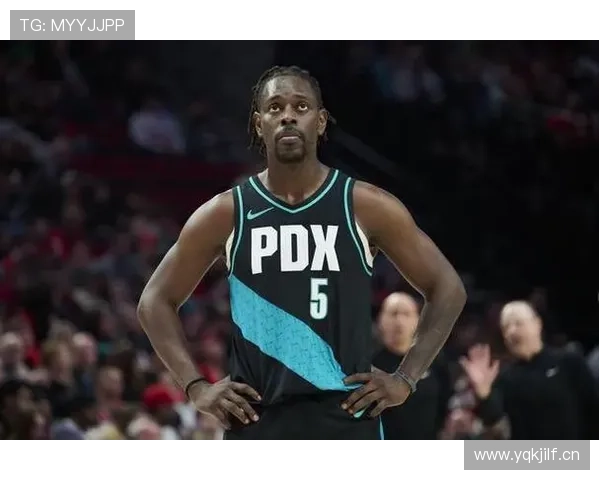 朱·霍勒迪季后赛突破提升球队关键回合得分效率明显